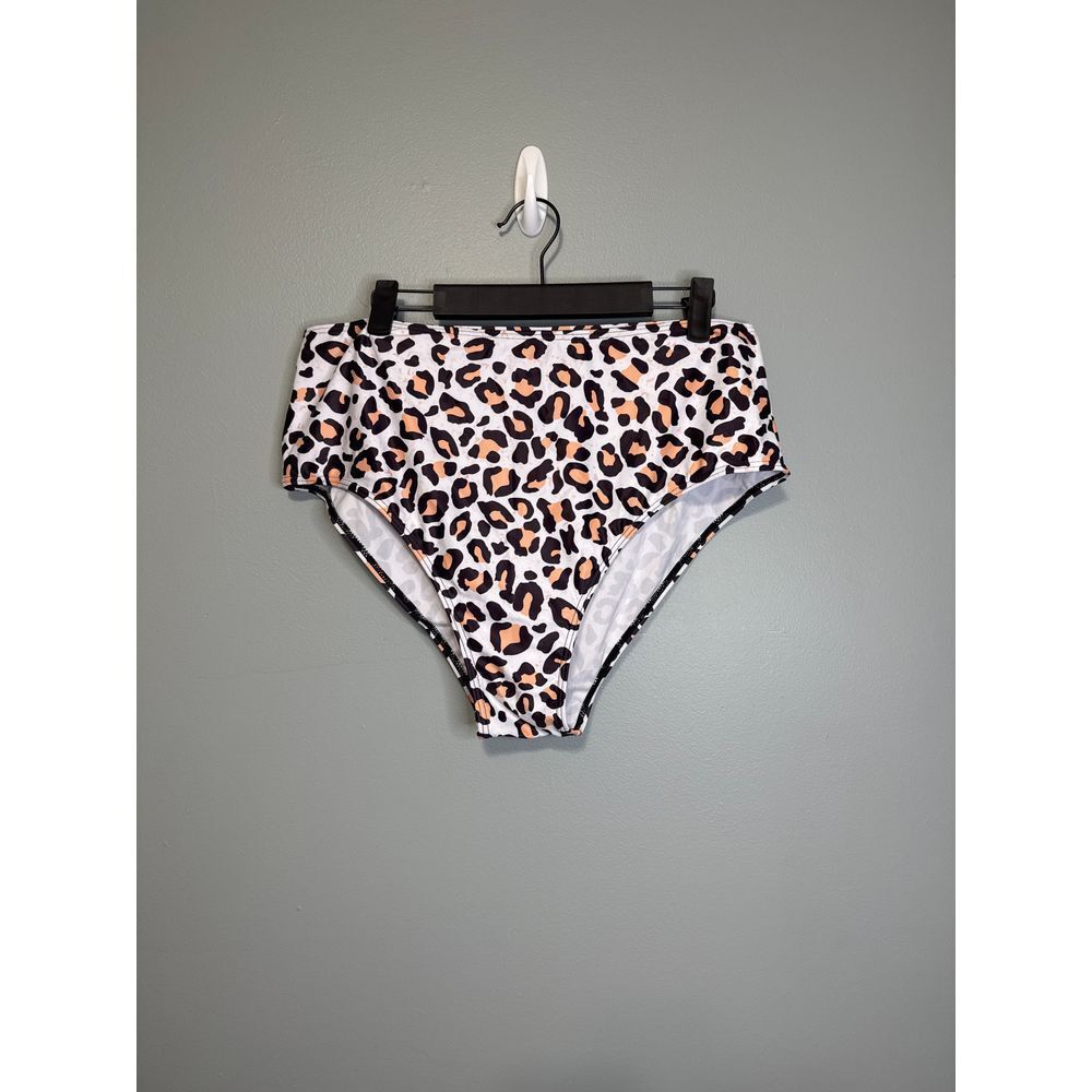 Cheetah Print Bikini Bottoms‎